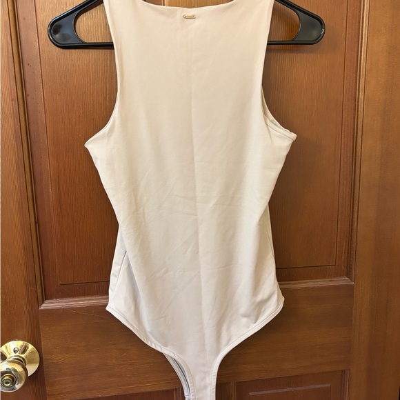 Guess Beige Bodysuit Women’s Small Sleeveless - Picture 5 of 5